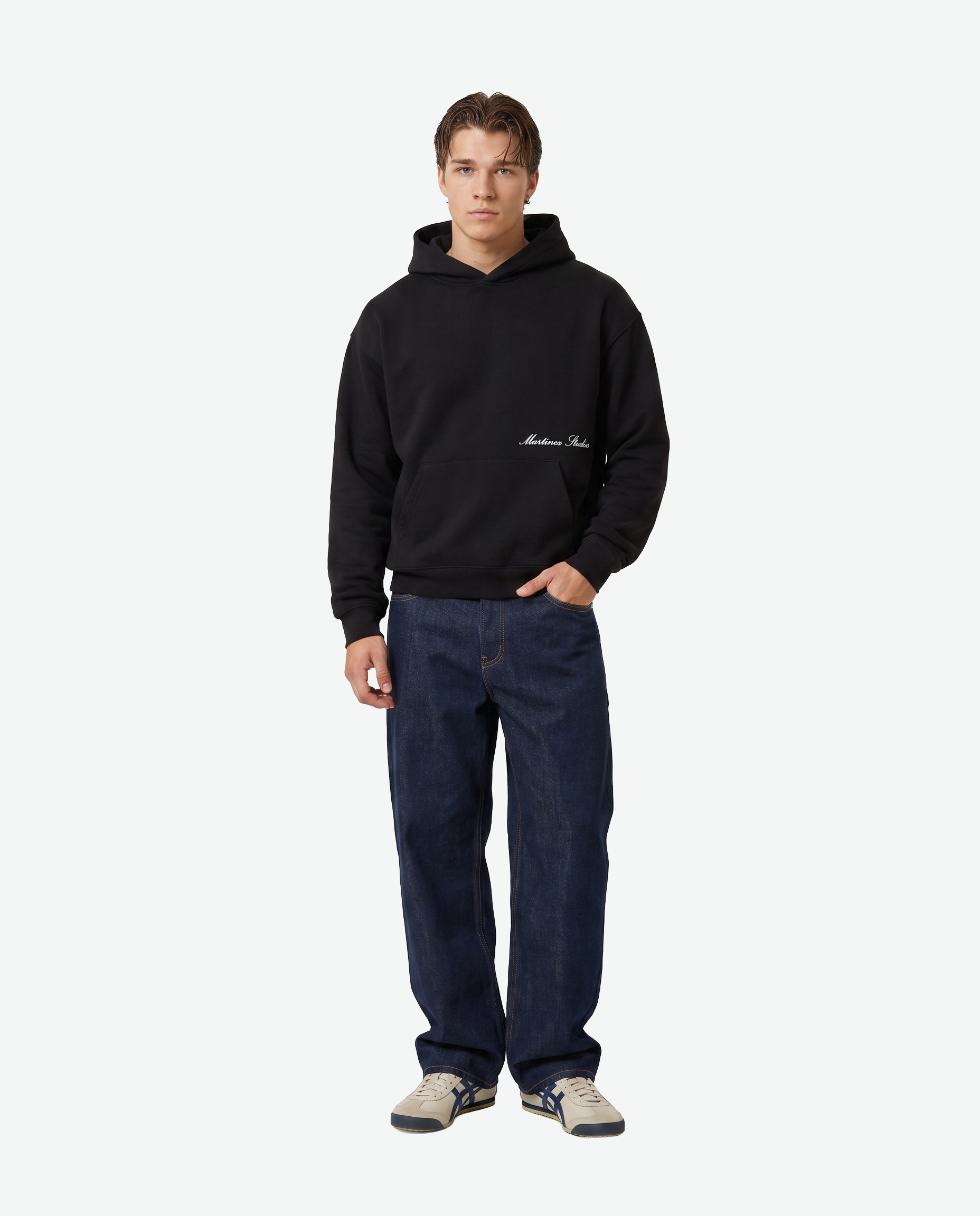 Essence Club Hoodie Black